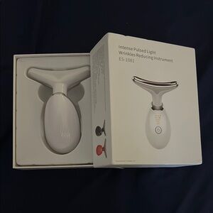 White Intense Pulsed Light Device